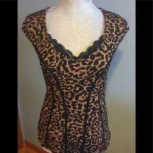 Sexy Guess leopard print top